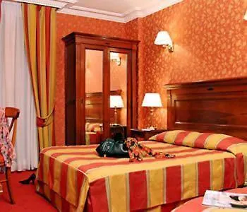 Elysees Niel Ξενοδοχείο 3*